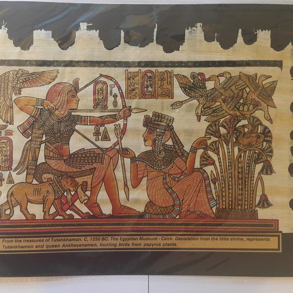 Hand-painted papyrus painted souvenir portrait (Tutankhamon Design) - Picture 2 of 16